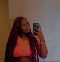 Ebony Chic โ photo 1